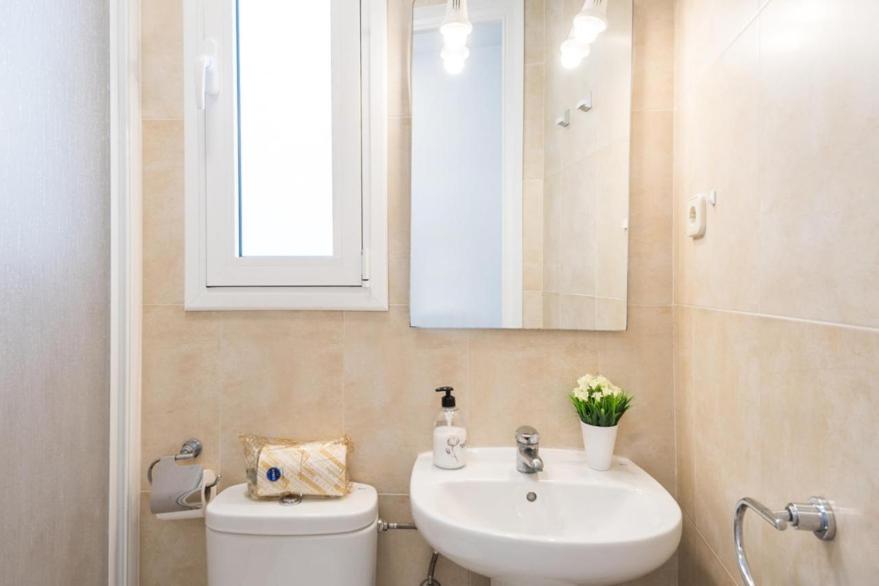 Cozy Studio With Amazing Terrace Near Plaza Espana برشلونة المظهر الخارجي الصورة